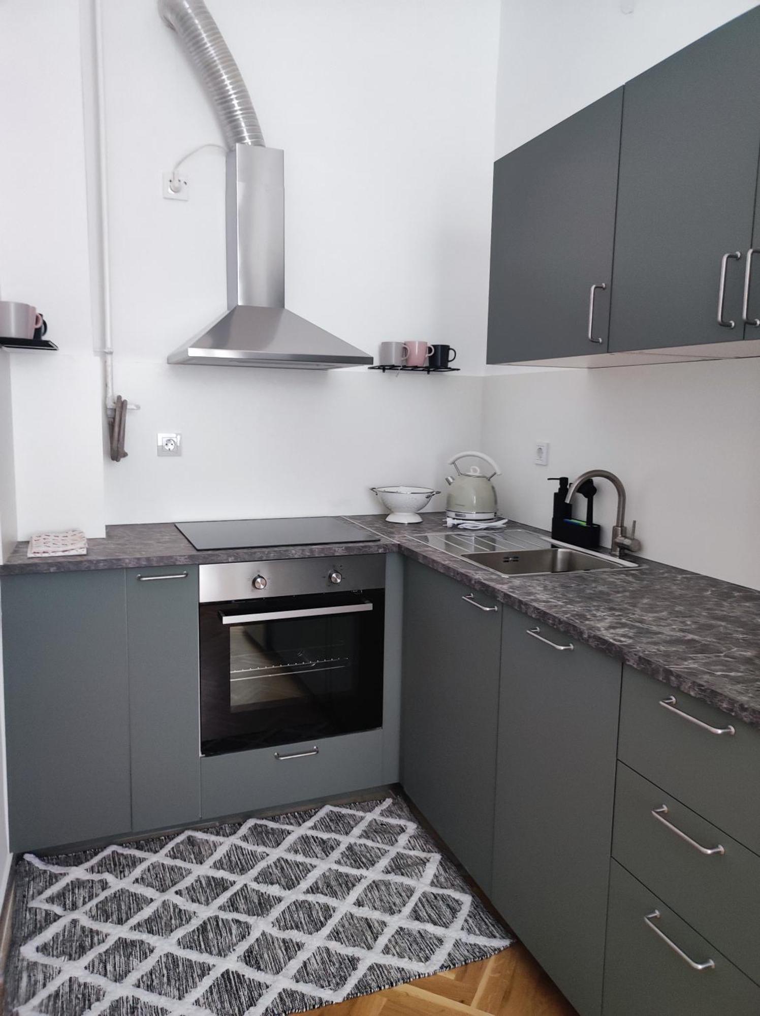 Apartment Andy Загреб Екстериор снимка